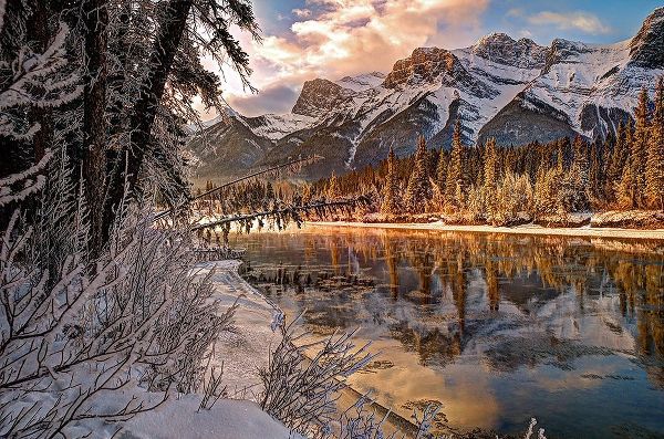 Bow river makes its icy way through Canmore-Canada